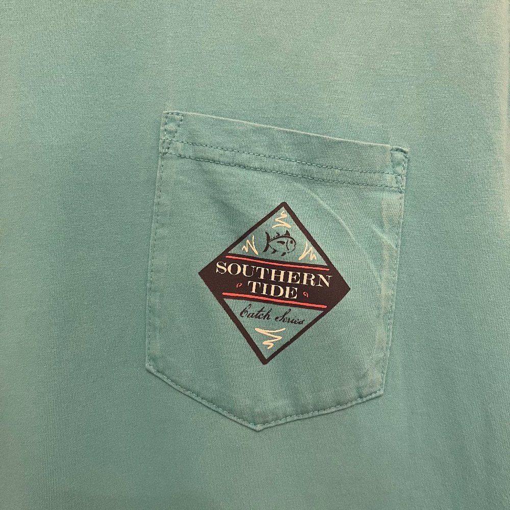 Southern Tide "Catch of the Day" Graphic T-Shirt Size L - Picture 3 of 4